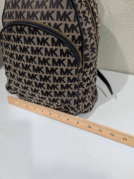 Michael Kors Abbey Medium Backpack main image 4